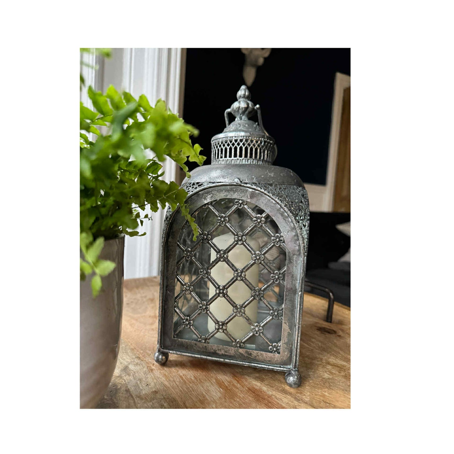 Candle Holder Lantern Metal and Glass Gothic Lattice Lamp