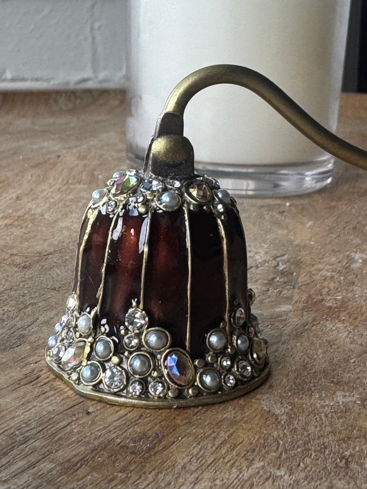 Pearl Candle Snuffer Extinguisher