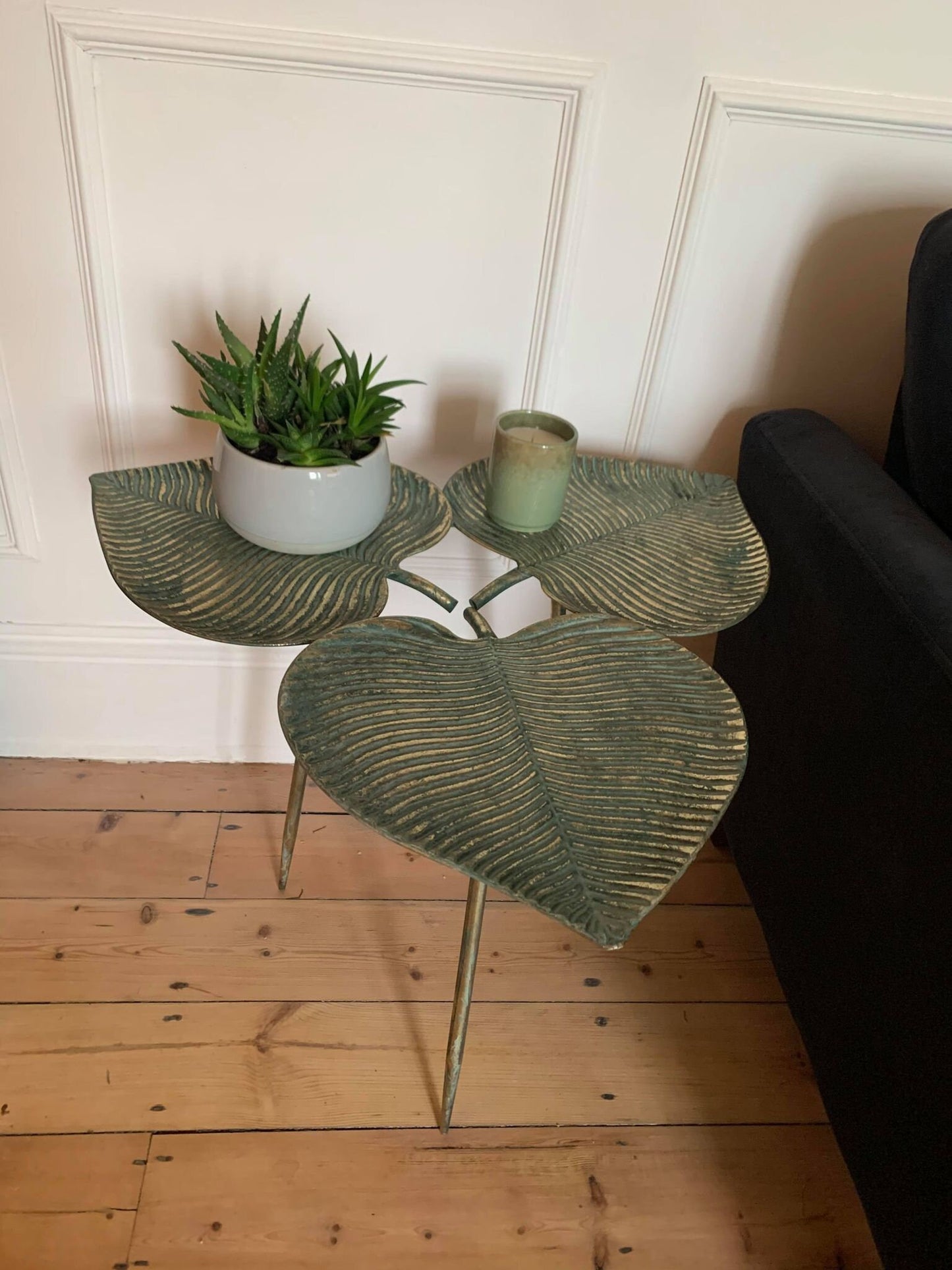 Metal Palm Leaf Table Design Tripod Side Table ON TREND