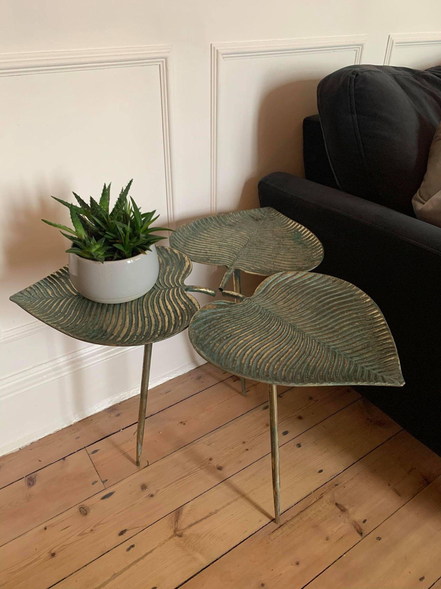 Metal Palm Leaf Table Design Tripod Side Table ON TREND