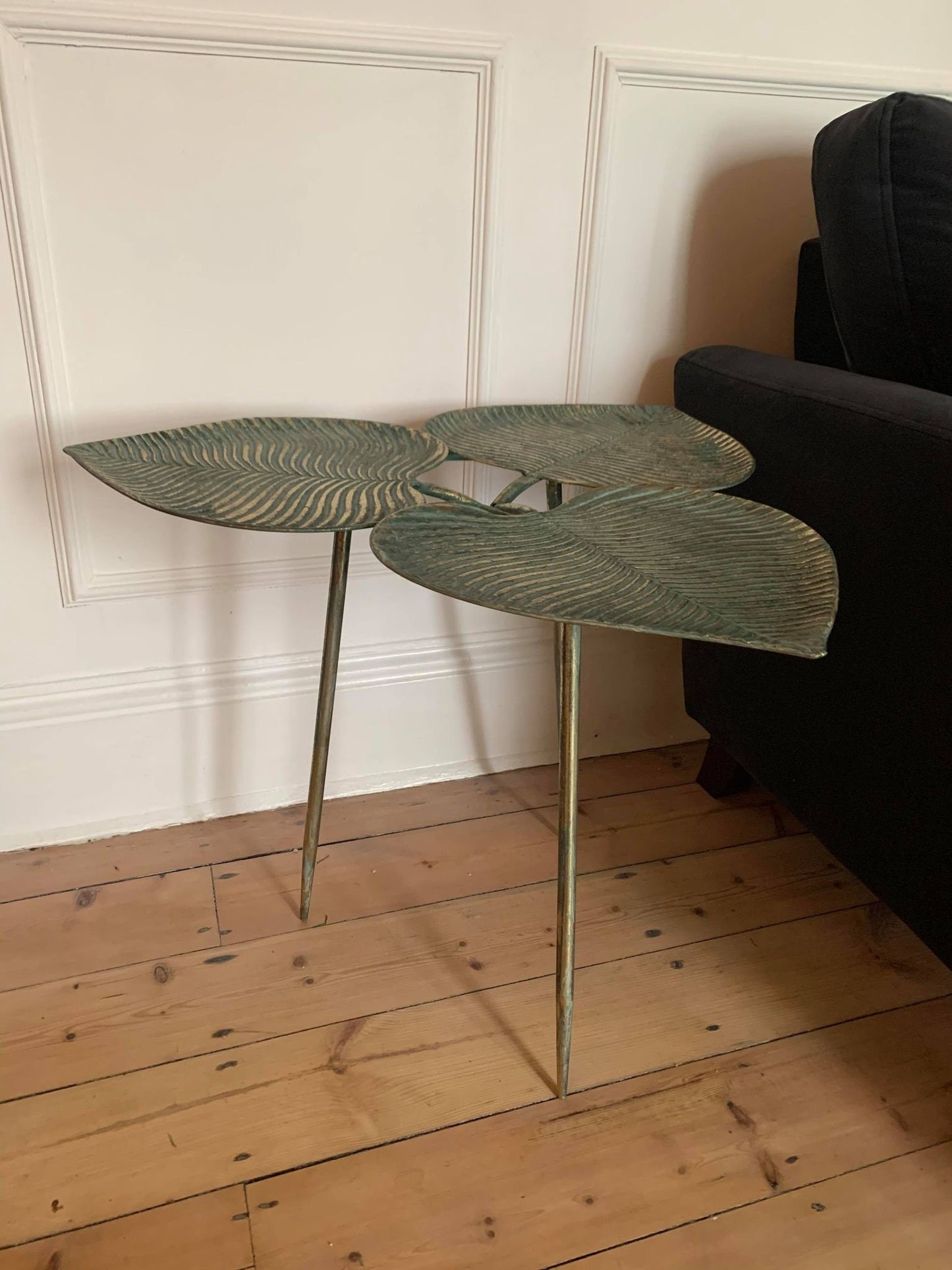 Metal Palm Leaf Table Design Tripod Side Table ON TREND