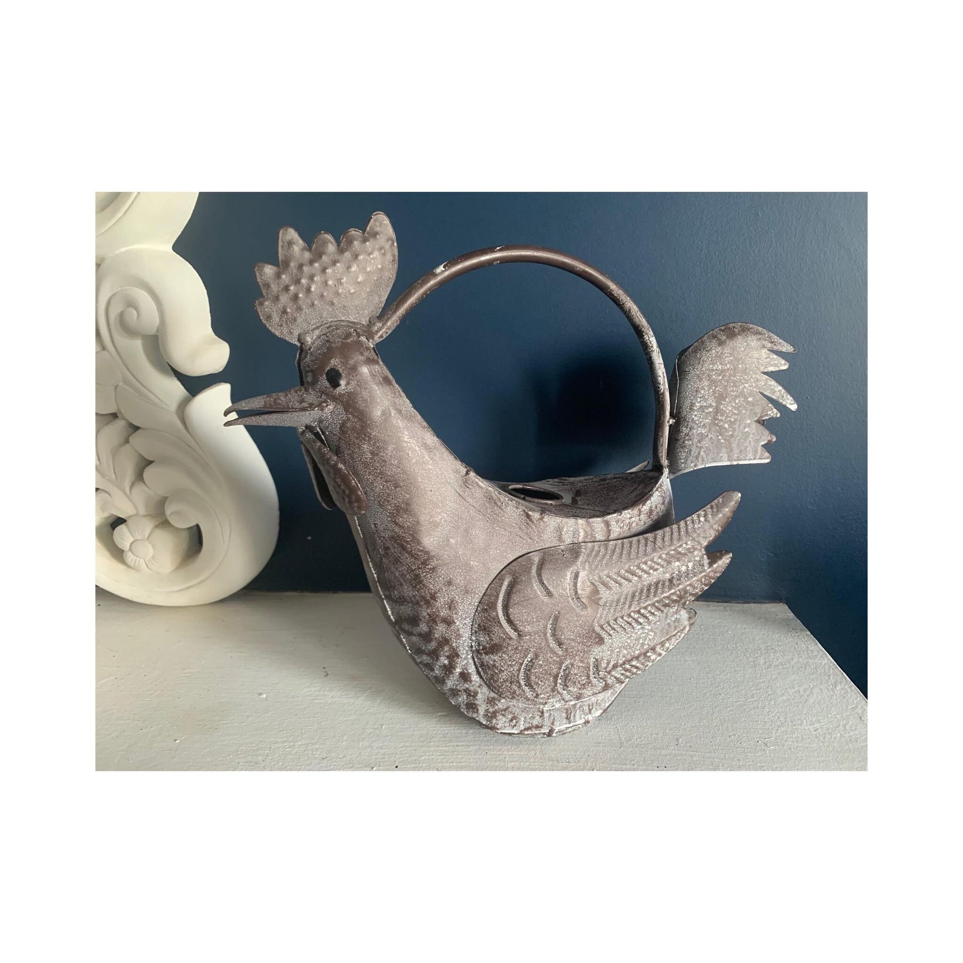 Chicken Metal Watering Can FREE POSTAGE Great Gift for Chicken or Hen Lovers